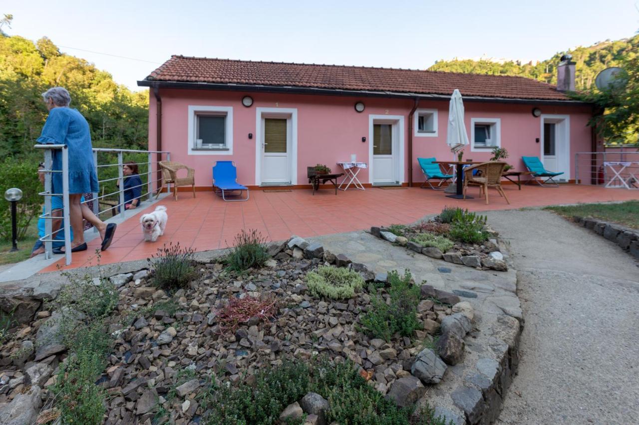B&B La Casina Rosa La Spezia Valeriano Lunense Exterior photo