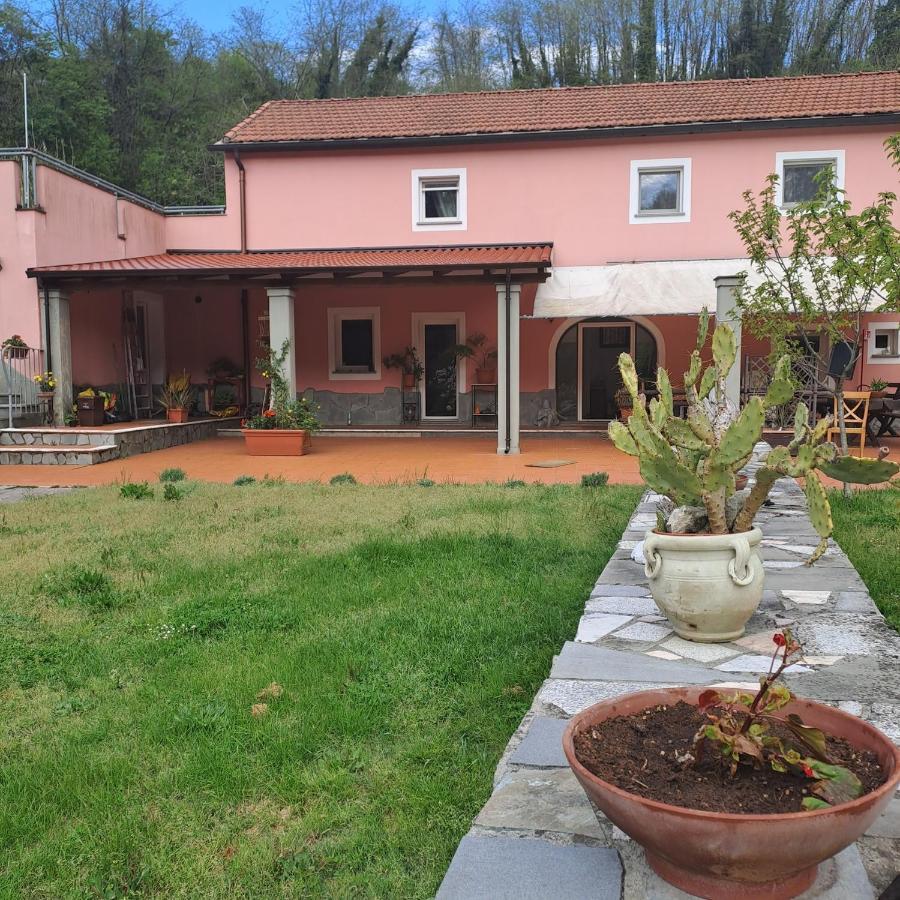 B&B La Casina Rosa La Spezia Valeriano Lunense Exterior photo