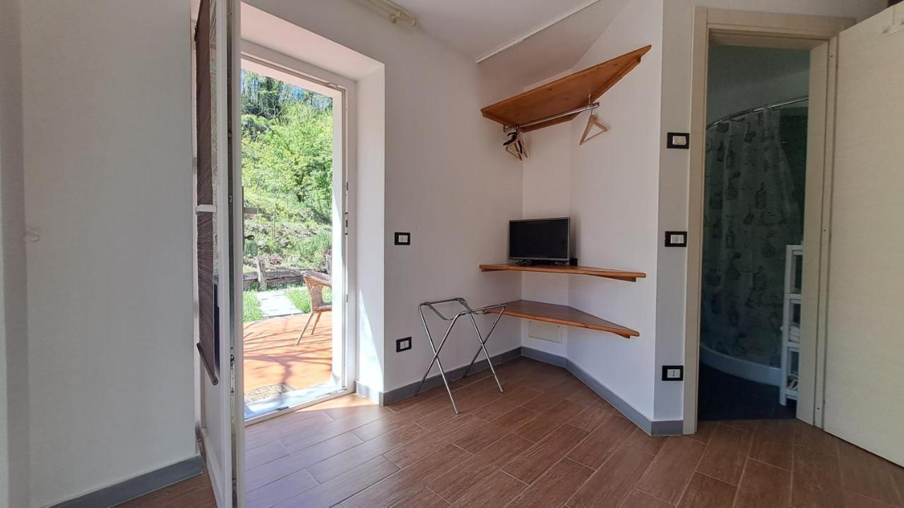 B&B La Casina Rosa La Spezia Valeriano Lunense Exterior photo